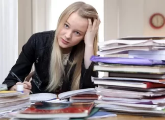 Why Students Face Difficulties While Assignment Writing